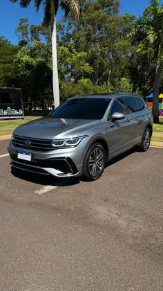 VOLKSWAGEN TIGUAN 2.0 300 TSI GASOLINA ALLSPACE R-LINE AUTOMÁTICO VOLKSWAGEN TIGUAN 2.0 300 TSI GASOLINA ALLSPACE R-LINE AUTOMÁTICO